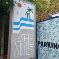 หน้าร้าน She Sails Cafe & Beach Club