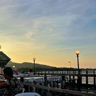 บรรยากาศ แหลมหินซีฟู้ด