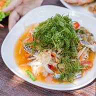 ร้านอาหาร บ้านทะเล แหลมผักเบี้ย