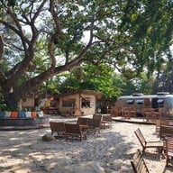 บรรยากาศ She Sails Cafe & Beach Club