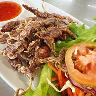 ร้านอาหาร บ้านทะเล แหลมผักเบี้ย