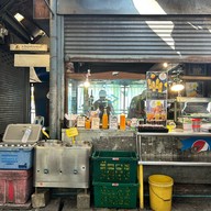 LUKSOM ORANGE JUICE 100 % Jatujak