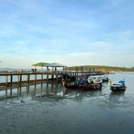 บรรยากาศ แหลมหินซีฟู้ด