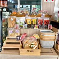 เมนูของร้าน บ้านลูกชุบ อรุณอมรินทร์