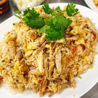 ร้านอาหาร บ้านทะเล แหลมผักเบี้ย