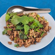 ลาบอีสานขวัญใจคนจน,ลาบอีสานขวัญใจวังทอง