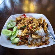 คั่วพริกเกลือสวนเพลิน(มีสาขาเดียว)