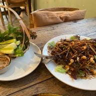 เมนูของร้าน ตามมี-Tham Me (สัมมากร) สัมมากร