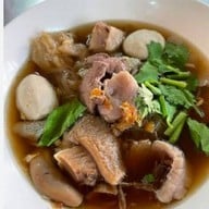 ปูเตี๋ยวเตี๋ยวผ่านศึก