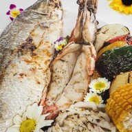 Rim Lae Bar & Restaurant