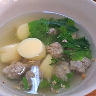 เมนูของร้าน ต้มเลือดหมูระยอง