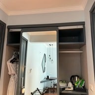 La Mejor Hotel & Sky Bar