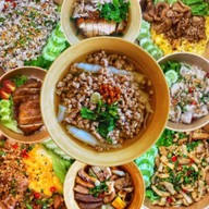 ตำนานกะเตี๋ยวคาเฟ่โบราณ 麵 ศรีนครินทร์ 🥡 สาขาศรีนครินทร์