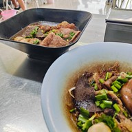 บรรยากาศ เกาเหลาเนื้อแม่ไสว (ประปา)