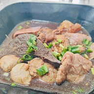 เมนูของร้าน เกาเหลาเนื้อแม่ไสว (ประปา)