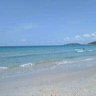 หาดน้ำใส