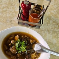 เมนูของร้าน มิตรโภชนา สีลม (ตรงข้าม รพ.เลิดสิน)