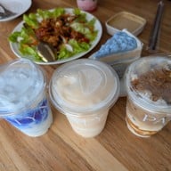 Palyn Cafe & Eatrey ปาลินคาเฟ่แอนด์อิทเทอรี่
