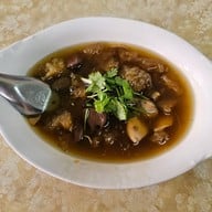 เมนูของร้าน มิตรโภชนา สีลม (ตรงข้าม รพ.เลิดสิน)