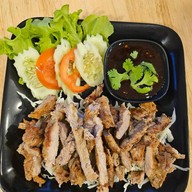 สถิต Burger & Drinks ร้านนัง ชิล เขมราฐ