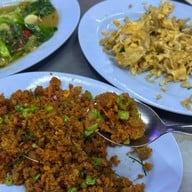 สมยศ ข้าวต้มรอบดึก (Som Yot Khaotom Rop Duek)โชคชัย 4 ซอย 72  โชคชัย 9