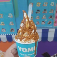 Yomu Frozen Yogurt -