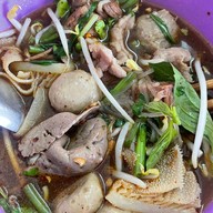 เนื้อตุ๋นทุ่งเศรษฐี รามคำแหง 2