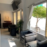 WHITE SPACE CAFE -