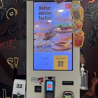 McDonald's โรบินสัน สุขุมวิท