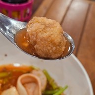 Food or drink of ก๋วยเตี๋ยวลูกชิ้นแคะเจ๊หลีสำเพ็ง พุทธบูชา