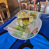 แอ๊ด ก๋วยเตี๋ยวเป็ด กะเพราเป็ด