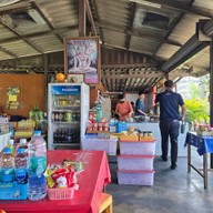 แอ๊ด ก๋วยเตี๋ยวเป็ด กะเพราเป็ด