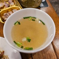 Food or drink of ก๋วยเตี๋ยวลูกชิ้นแคะเจ๊หลีสำเพ็ง พุทธบูชา