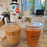 Gravité Coffee and Rooms