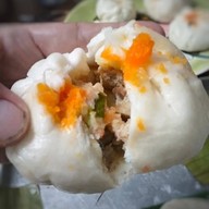 เมนูของร้าน น้ำชาคู่กับซาลาเปา