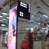 บรรยากาศ The Mall Thapra