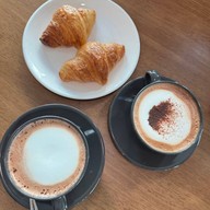 V1CAFENEATERY V1BOUTIQUEHOTEL