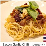 Epic Pizza and Pasta ตลาดต้นสัก  ฟู้ด  จังเกิ้ล