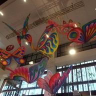 บรรยากาศ The Mall Thapra