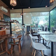 บรรยากาศ Chatter Box Cafe