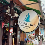 เมนู The Blue Bell Pizza and more