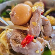 ถึง ขอน-แก่น E san Thai Bistro (Delivery)