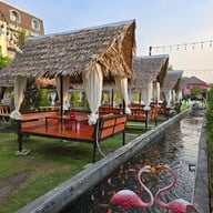 คลองหลวง คาเฟ่