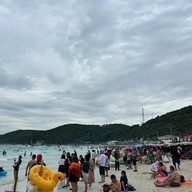 หาดตาแหวน เกาะล้าน