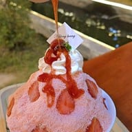 คลองหลวง คาเฟ่