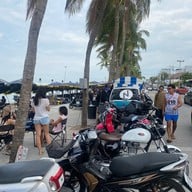 บรรยากาศ Triple N บางแสน