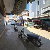 ข้าวมันไก่ตี๋อ้วน(เตาถ่าน) Since1991 เพลินจิต