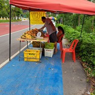 หน้าร้าน มะยงชิด อุไร