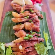 ถึง ขอน-แก่น E san Thai Bistro (Delivery)