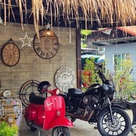 ถึง ขอน-แก่น E san Thai Bistro (Delivery)